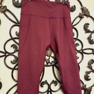 NYL sportswear capri size M